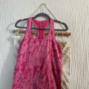 Lululemon Pink Athletic Tank Top Sz 8